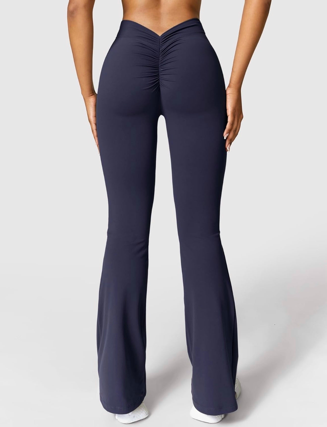 PEACH POP™ - V-back Push-Up Leggings